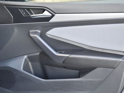 2025 Volkswagen Jetta - Photo 28