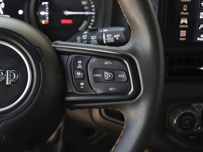 2024 Jeep Wrangler 4xe - Photo 9