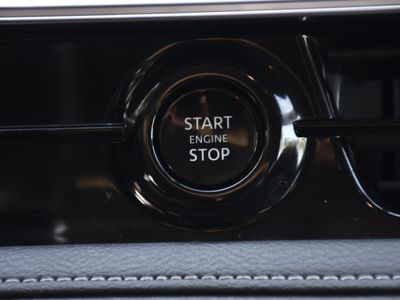 2025 INFINITI QX80 - Photo 19