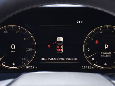 2025 INFINITI QX80 - Photo 10