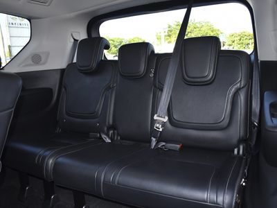 2025 INFINITI QX80 - Photo 25