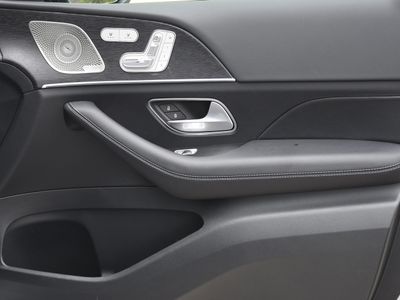 2026 Mercedes-Benz GLS - Photo 35