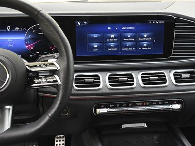2026 Mercedes-Benz GLS - Photo 11