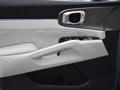 2023 Kia Sorento - Photo 22