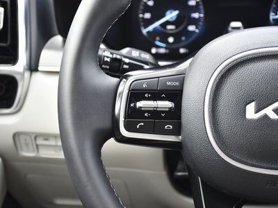 2023 Kia Sorento - Photo 8