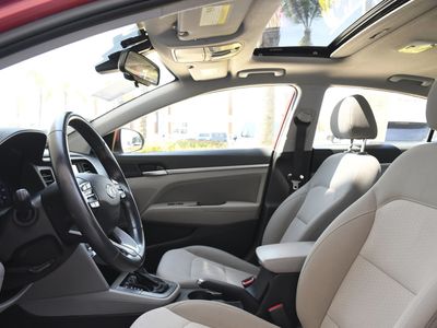 2020 Hyundai Elantra - Photo 18