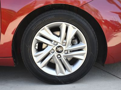 2020 Hyundai Elantra - Photo 29