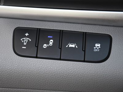 2020 Hyundai Elantra - Photo 17