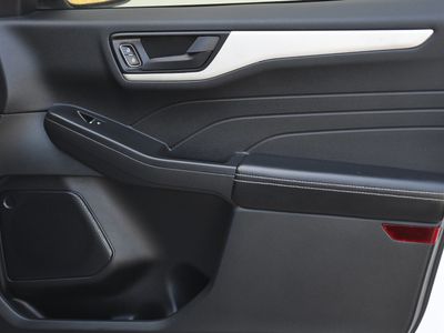 2022 Ford Escape - Photo 28
