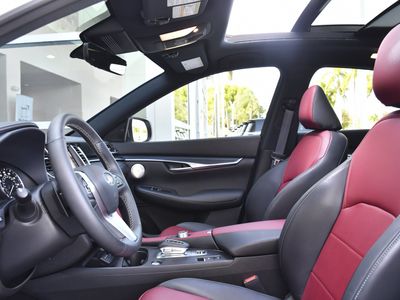 2025 INFINITI QX50 - Photo 19