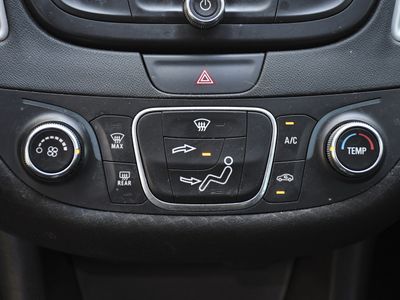 2019 Chevrolet Malibu - Photo 13