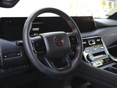 2025 Nissan Armada - Photo 25