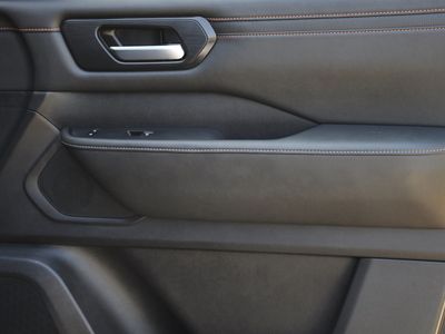 2025 Nissan Armada - Photo 35