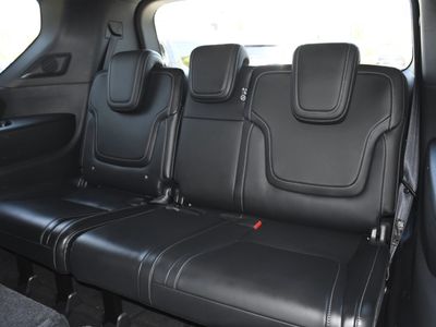 2025 Nissan Armada - Photo 28