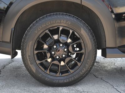 2025 Nissan Armada - Photo 37