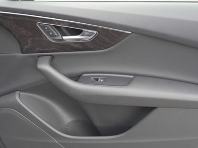 2022 Audi Q7 - Photo 26