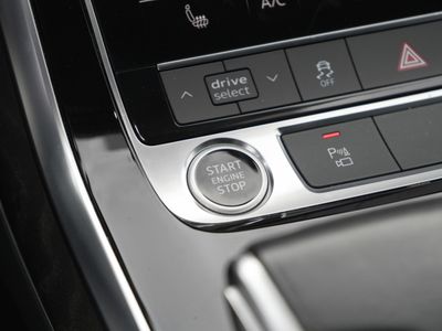 2022 Audi Q7 - Photo 17