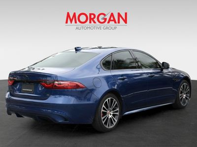 2022 Jaguar XF — interior view