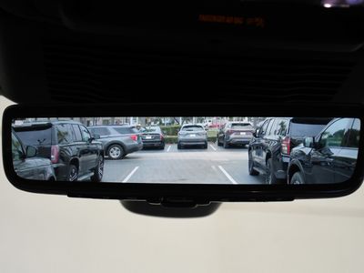 2022 Jaguar XF — photo 21 view