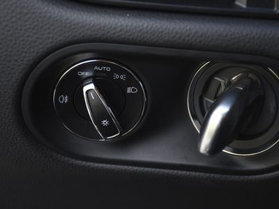 2024 Porsche Macan - Photo 22