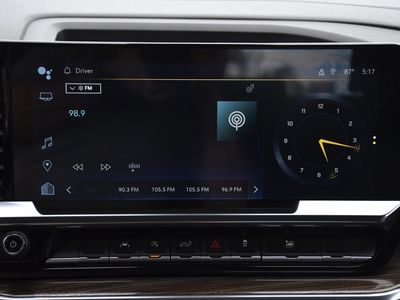 2023 Chevrolet Silverado 1500 — photo 14 view