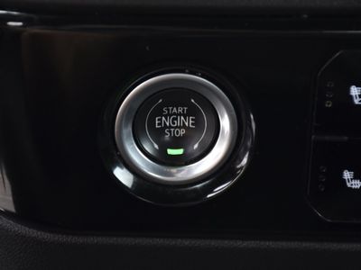 2023 Chevrolet Silverado 1500 — photo 17 view