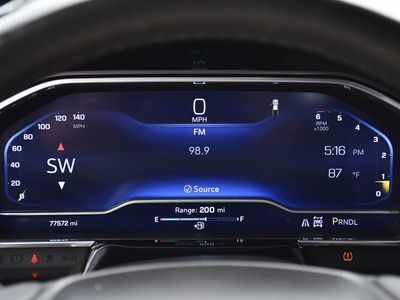 2023 Chevrolet Silverado 1500 — photo 10 view