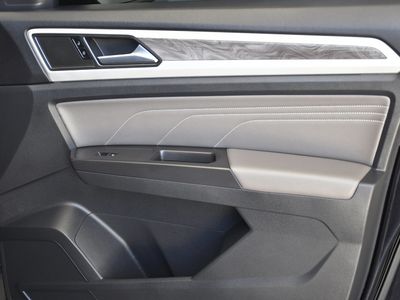 2023 Volkswagen Atlas Cross Sport - Photo 25