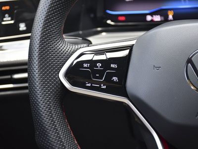 2024 Volkswagen Golf GTI - Photo 8
