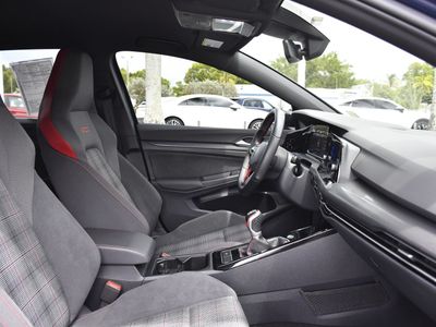 2024 Volkswagen Golf GTI - Photo 26