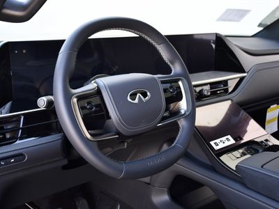 2026 INFINITI QX80 - Photo 24