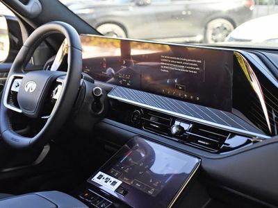 2026 INFINITI QX80 - Photo 34