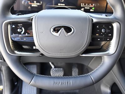 2026 INFINITI QX80 - Photo 7