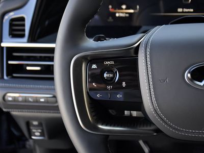 2026 INFINITI QX80 - Photo 8