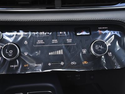 2026 INFINITI QX60 - Photo 18