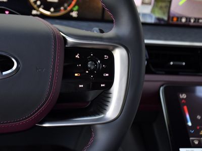 2026 INFINITI QX80 - Photo 9