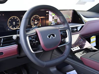 2026 INFINITI QX80 - Photo 27