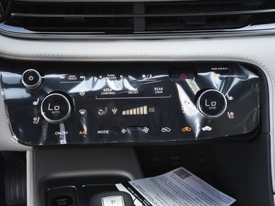 2026 INFINITI QX60 - Photo 17