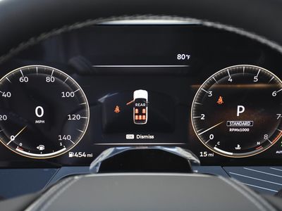 2026 INFINITI QX80 - Photo 10