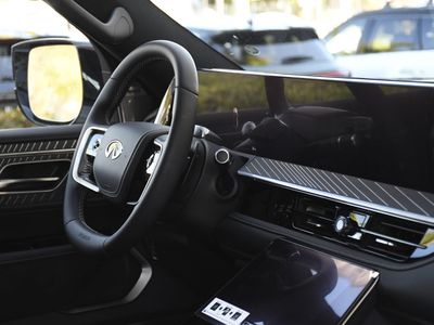2026 INFINITI QX80 - Photo 35