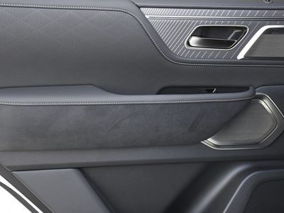 2026 INFINITI QX80 - Photo 30