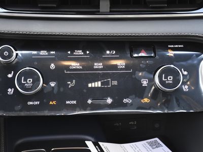2026 INFINITI QX60 - Photo 17