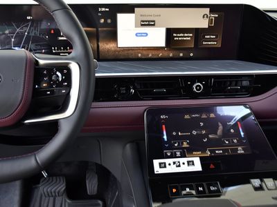 2026 INFINITI QX80 - Photo 11
