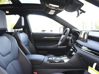 2026 INFINITI QX60 - Photo 33