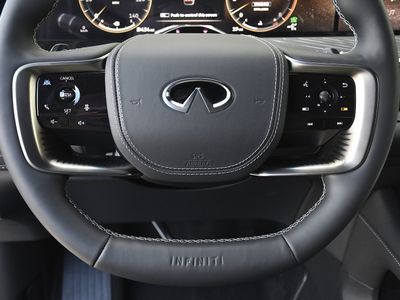 2026 INFINITI QX80 - Photo 7