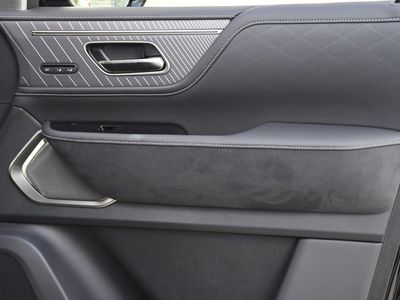 2026 INFINITI QX80 - Photo 39