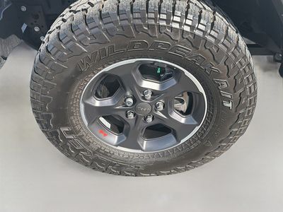 2023 Jeep Gladiator - Photo 37