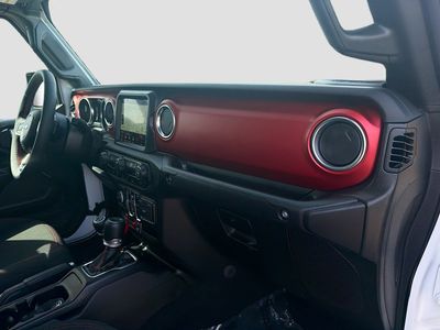 2023 Jeep Gladiator - Photo 33