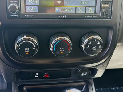 2016 Jeep Patriot - Photo 15