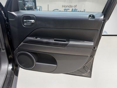 2016 Jeep Patriot - Photo 33